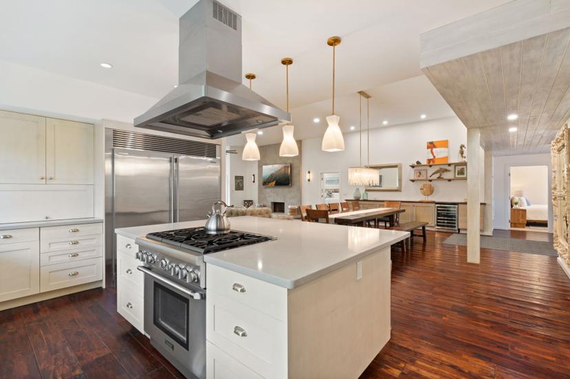 Emmalani Pool House kitchen and dining Kauai