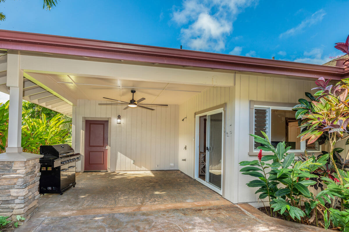 Emmalani Hale outdoor lanai